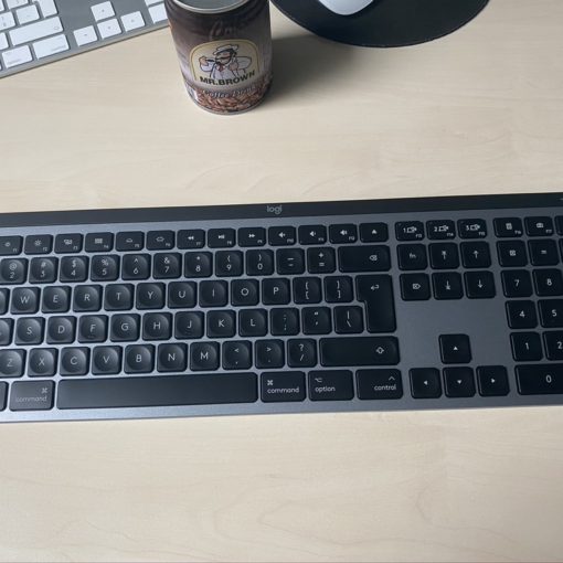Logitech mx keys